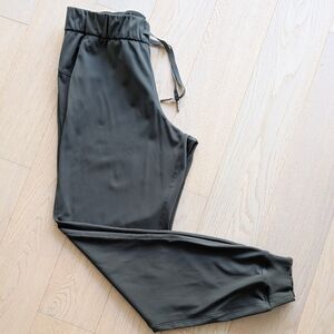 Lululemon On The Fly Joggers Khaki Color